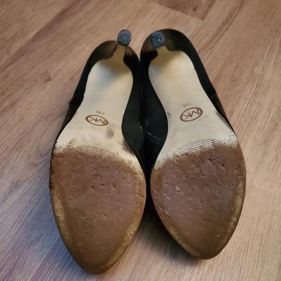 MK black platform shoes, size 7 - Picture 4 of 4